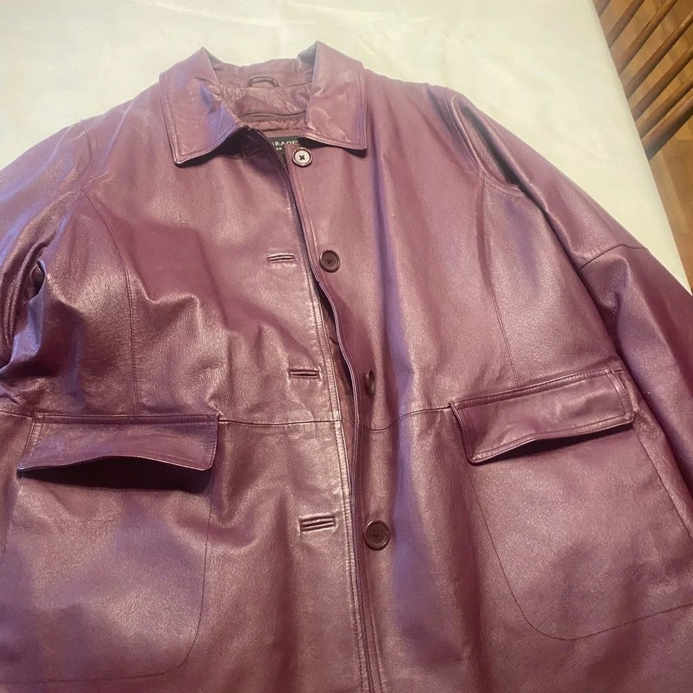 Elegant Women's Leather Jacket in Rich Purple - Picture 1 of 8